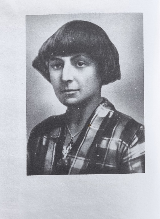 zvetaeva.jpg zvetaeva.jpg