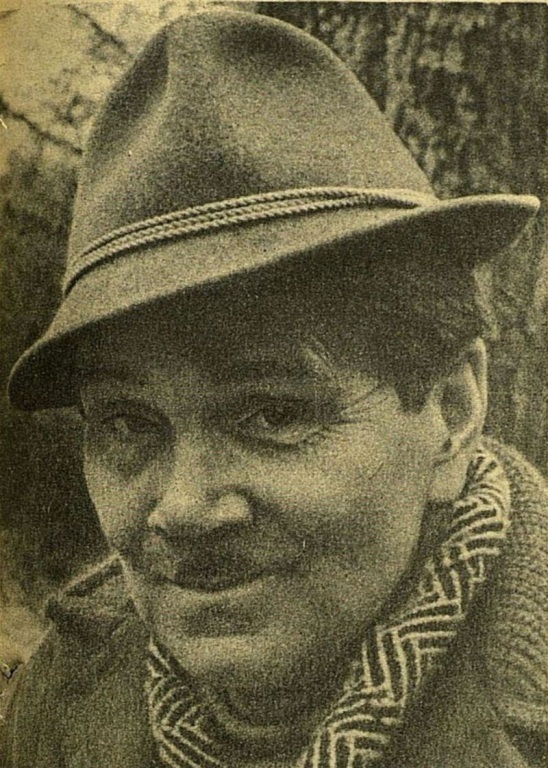 800px-Panteleev-L.jpg 800px-Panteleev-L.jpg