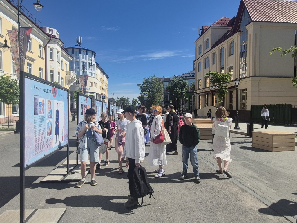 Otkrytie_fotovystavki_2_1.jpg Otkrytie_fotovystavki_2_1.jpg