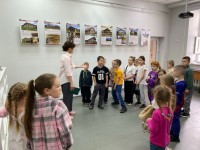 Выставка о деревянном зодчестве открылась в Маршаковке